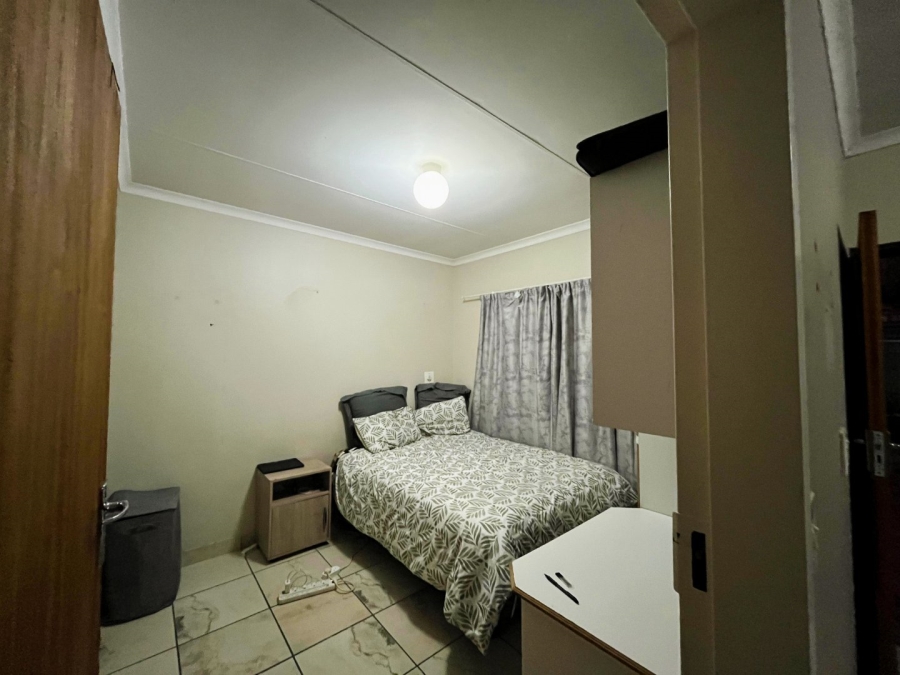 To Let 1 Bedroom Property for Rent in Die Bult North West